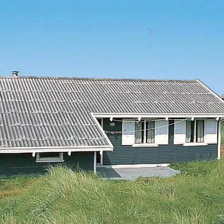 2 Bedroom Awesome In Frostrup Holiday home