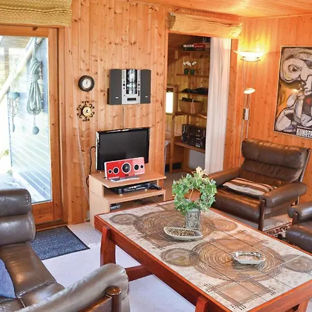 Holiday home 2 Bedroom Awesome In Frostrup *