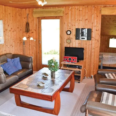 2 Bedroom Awesome In Frostrup